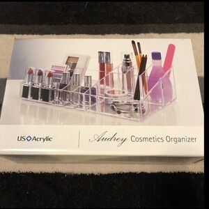 NIB Acrylic Cosmetics Organizer
